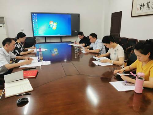 http://xcy.hubei-university.com/__local/2/F3/CF/80F56FC501CC7CCAA3265BFE228_BEF36003_12CAF.jpg