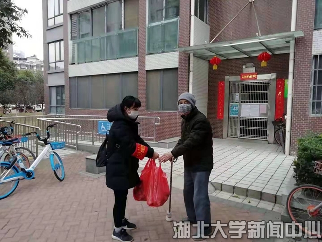 说明: http://www.hubei-university.com/__local/C/FF/E5/9F84208869D11C98AAB39D1AABF_4CF95139_3F061.jpg?e=.jpg