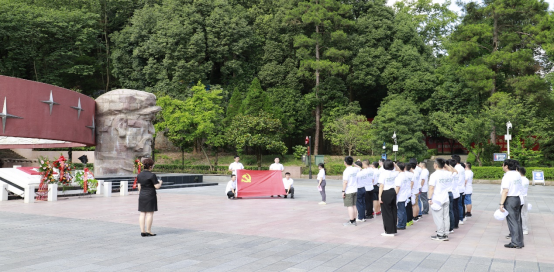 http://matsci.hubei-university.com/__local/E/54/DB/DF1845F3B130927CB9E40D4E0A5_390BB528_937AF.png
